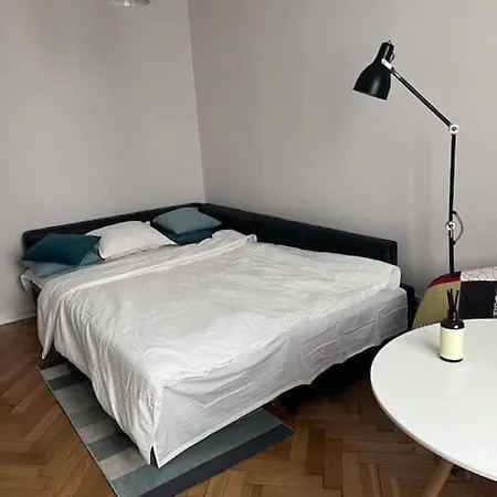 Flat In The Heart Of Warszawa