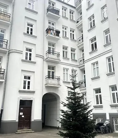 Flat In The Heart Of Apartmán Varšava